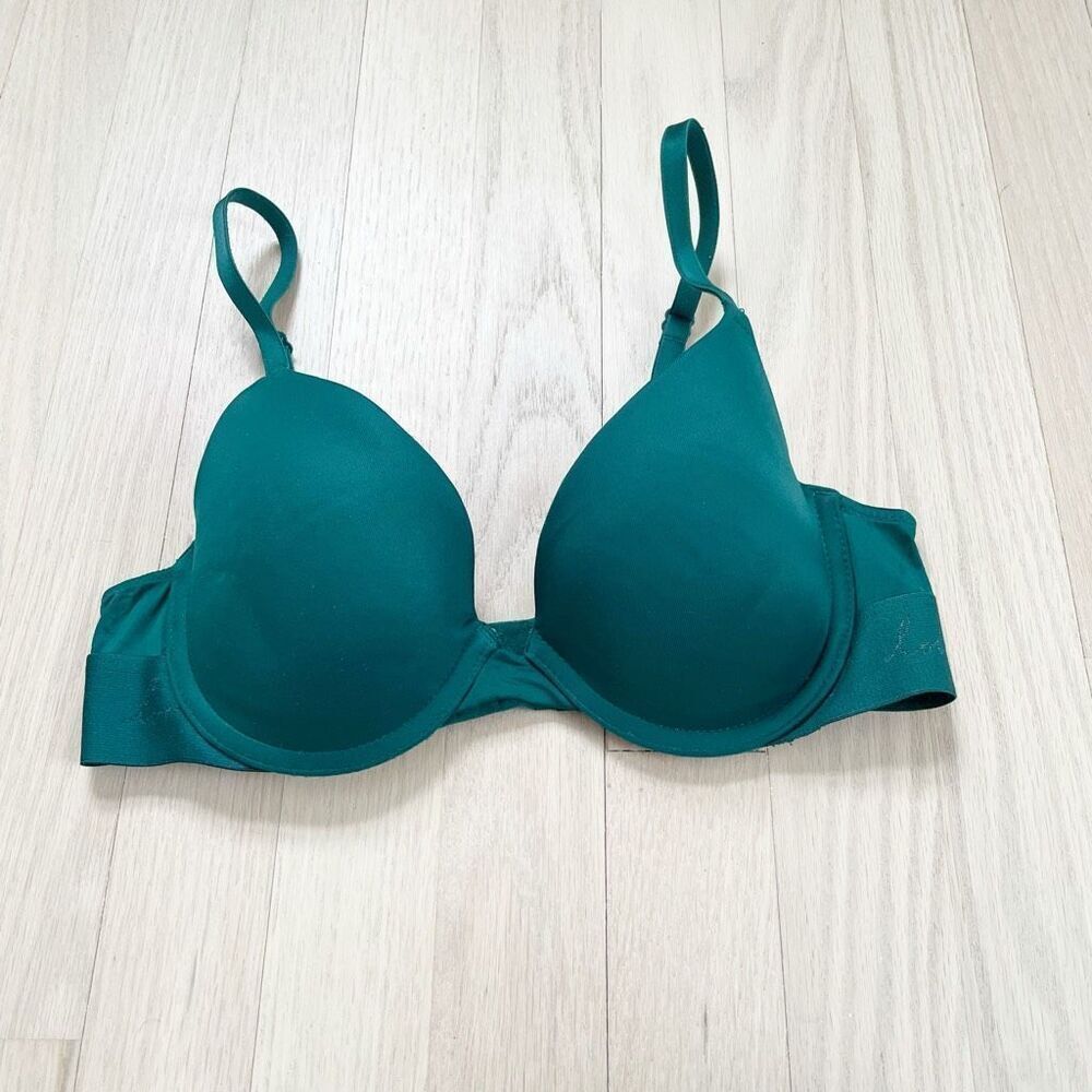 BUY 1 GET 1 FREE Victorias Secret 34b tshirt bra green